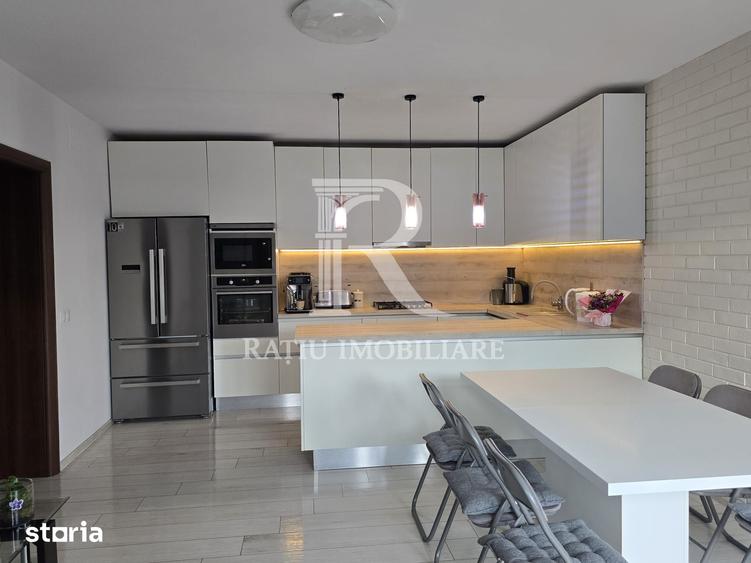 Casa cu livada, gradina ?i anexe, | Les | Oradea - 1