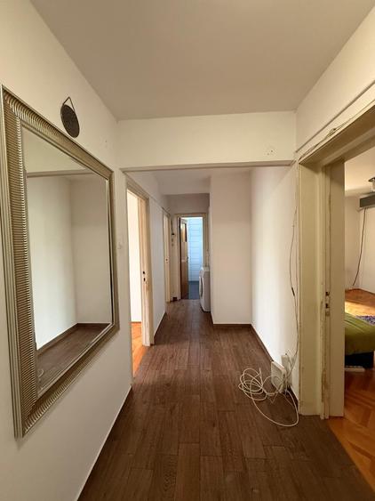 Apartament cu 3 camere decomandat, mobilat în Dristor
