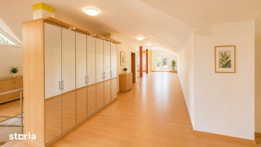 Casă cu 10 camere cu Teren 1300 Mp în Central