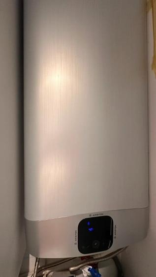 Apartament cu 2 camere decomandat în Lacul Tei