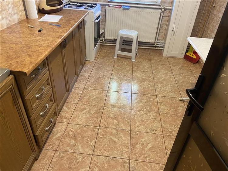 Apartament cu 2 camere decomandat, mobilat în Brăilei