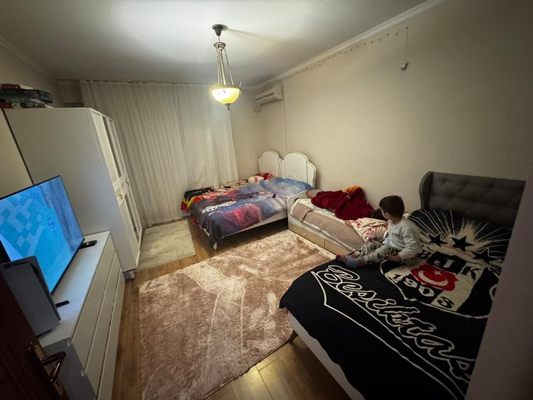 Apartament cu 3 camere în Fundeni