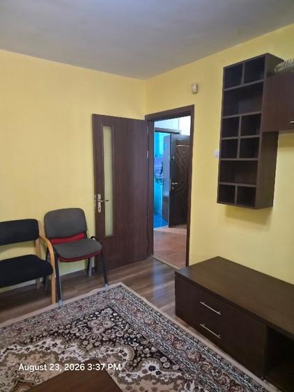 Apartament cu 2 camere decomandat în Eroii Revoluției