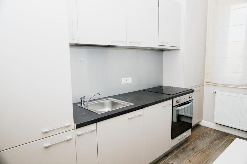 Apartament cu 2 camere, mobilat în Sinaia