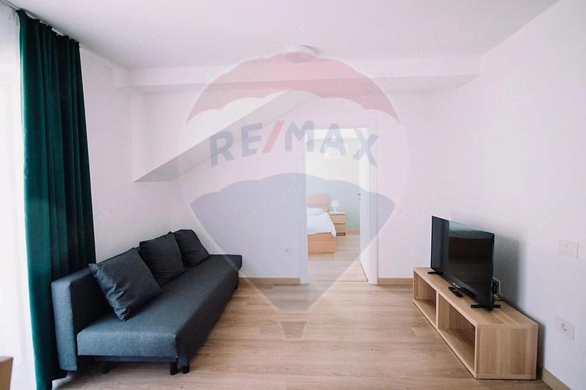 Apartament cu 2 camere decomandat în Podgoria
