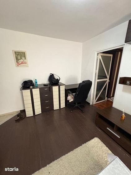 Apartament cu 2 camere în Podul de Fier