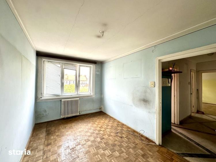 Apartament cu 2 camere decomandat în Gruia