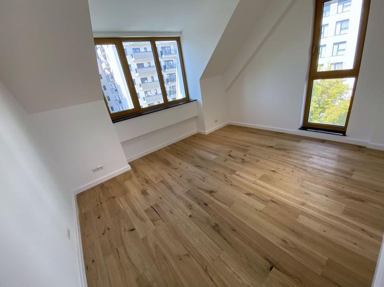 Apartament cu 4 camere semidecomandat în Domenii