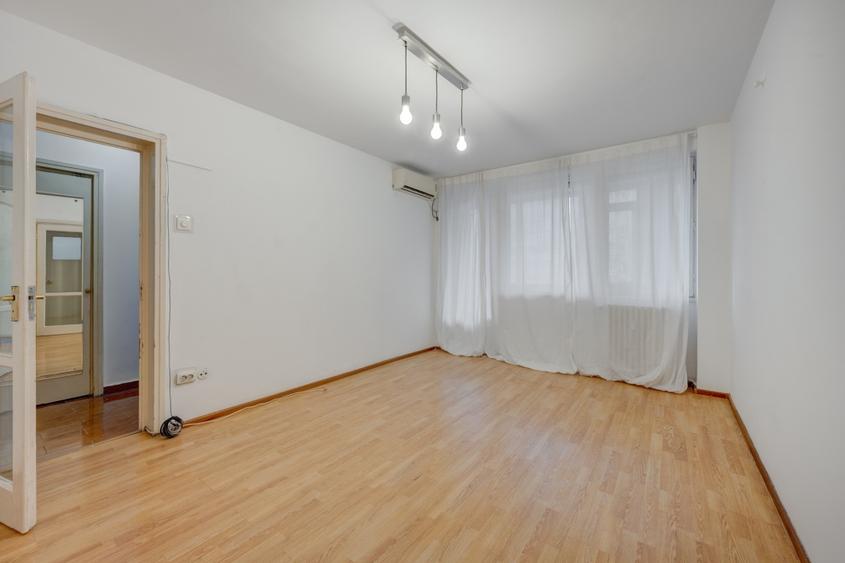 Apartament cu 2 camere semidecomandat, mobilat în Ștefan cel Mare