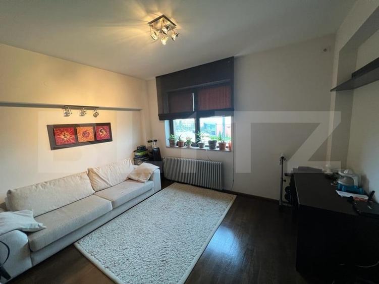 Apartament cu 3 camere decomandat, mobilat în 1 Mai