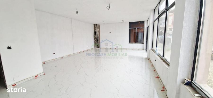 Spațiu comercial, de 120 mp, în Central