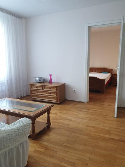 Apartament cu 2 camere semidecomandat în Gara de Nord