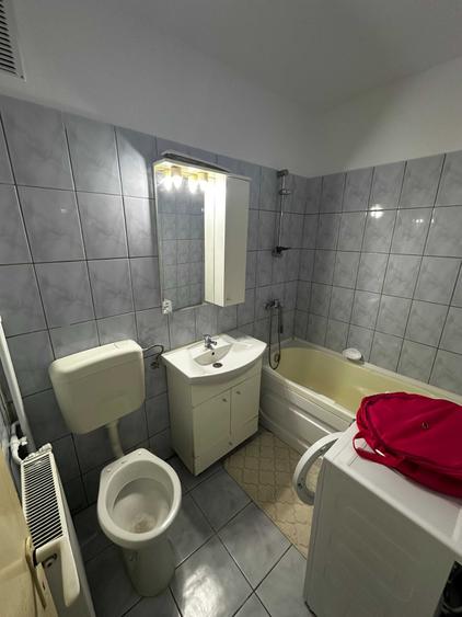 Garsonieră semidecomandată în Lipovei