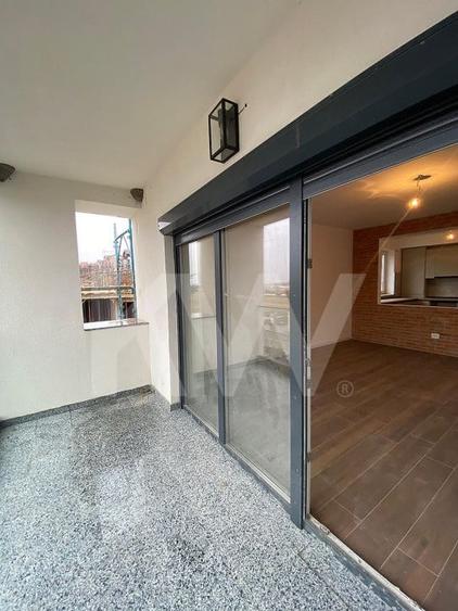 Apartament cu 2 camere decomandat în Exterior Vest