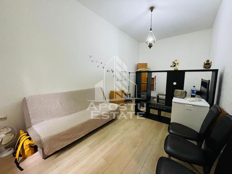 Casă individuală cu 1 camere cu Canalizare în Central