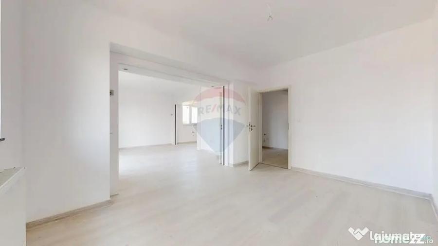 Apartament cu 2 camere decomandat în Avantgarden