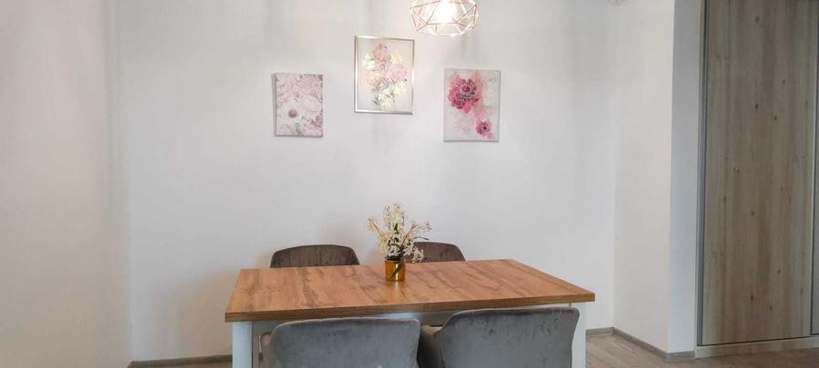 Apartament cu 3 camere decomandat în Nord