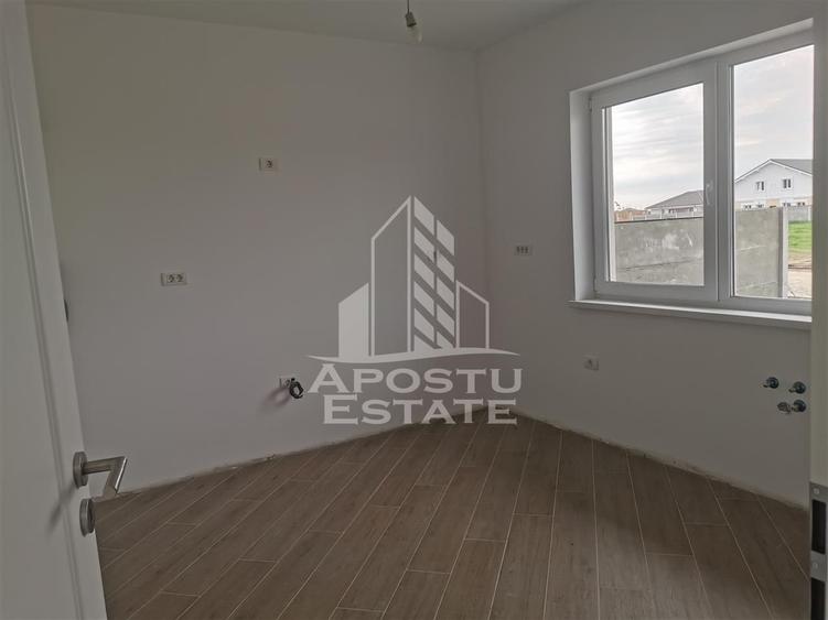 Casă individuală cu 4 camere cu Canalizare în Bucovăț (Remetea Mare)