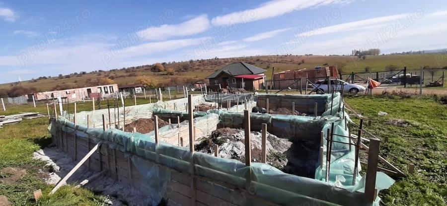 Teren de 120 mp, în Central