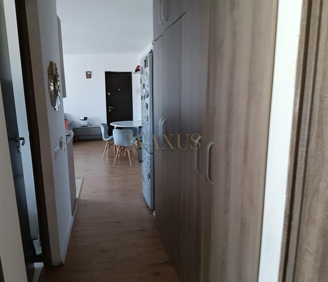 Apartament cu 2 camere semidecomandat, mobilat în Florești