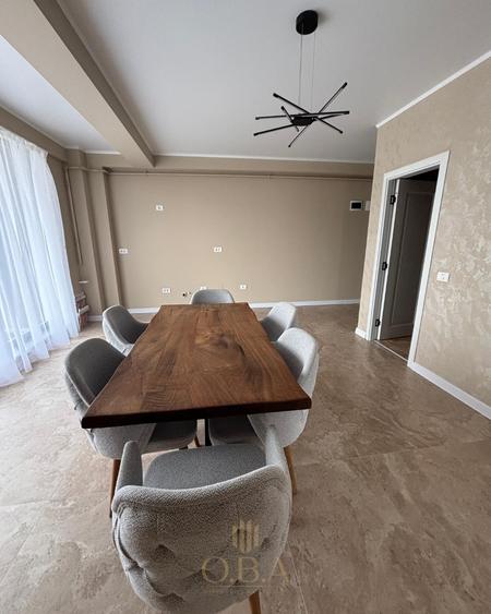 Apartament cu 3 camere semidecomandat în Nord