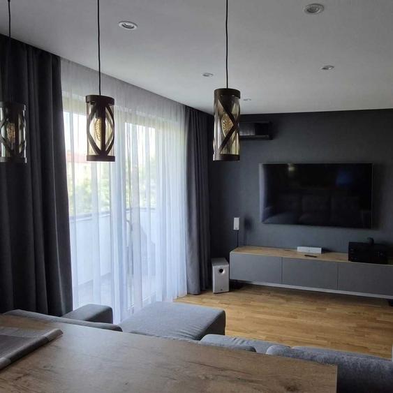 Apartament cu 2 camere decomandat în Podu Roș