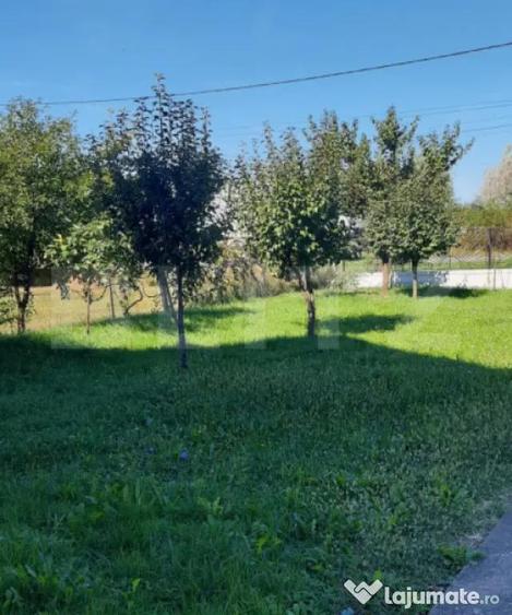 Casă cu 4 camere cu Teren 1900 Mp în Periferie
