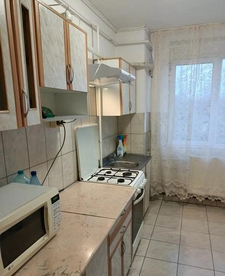 Apartament cu 2 camere semidecomandat în Tătărași