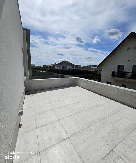 Casă cu 4 camere cu Teren 350 Mp în Central
