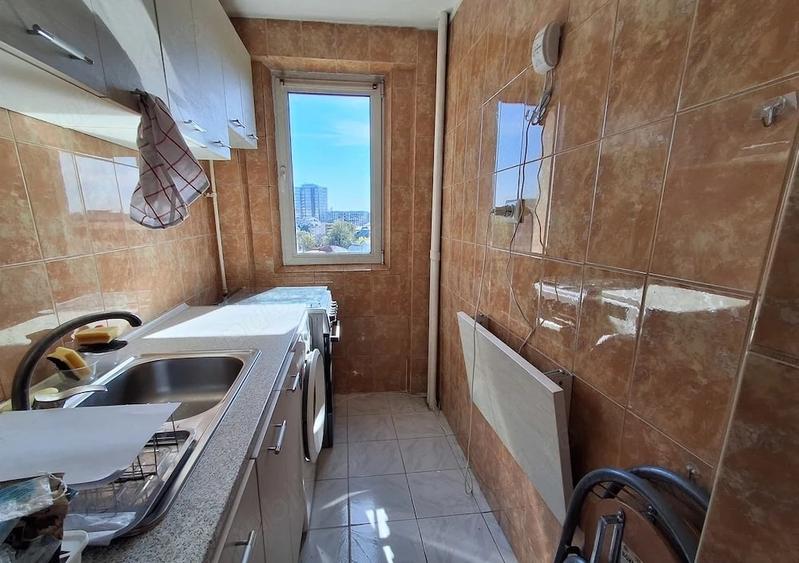 Apartament cu 2 camere decomandat, mobilat în Victoriei