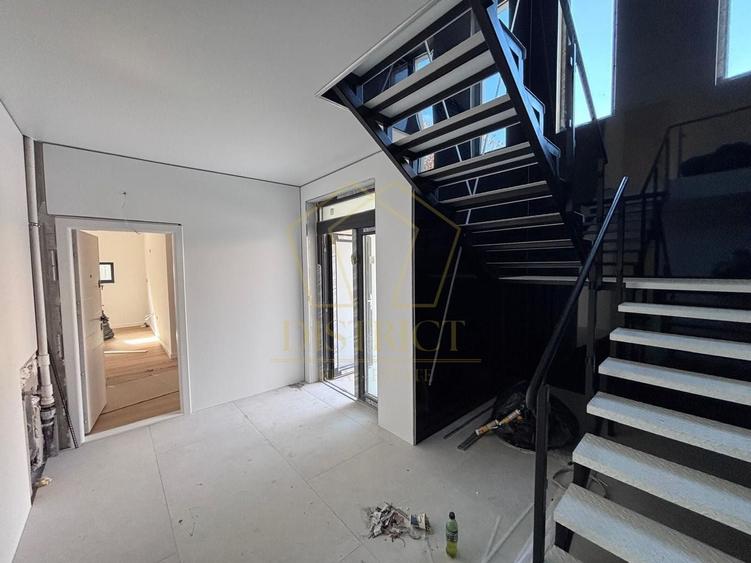 Apartament cu 2 camere decomandat în Cetății