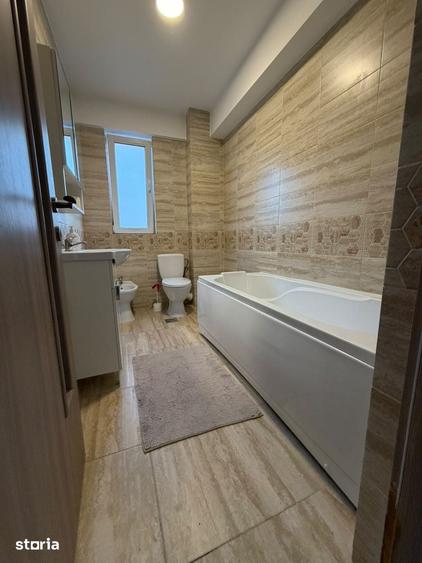 Apartament cu 2 camere decomandat în Miroslava