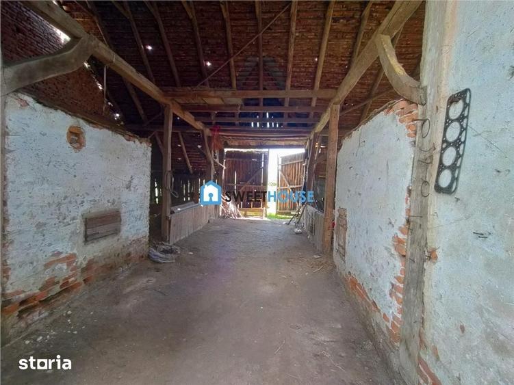 Casă cu 3 camere cu Teren 1250 Mp în Beclean
