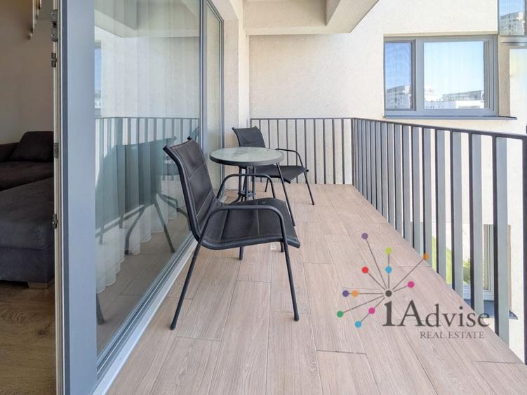 Apartament cu 2 camere decomandat în Tractorul