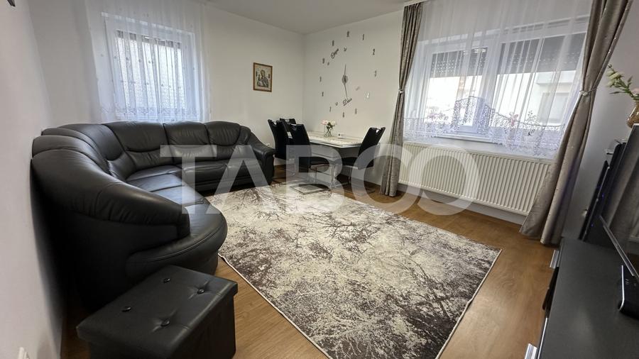 Apartament cu 3 camere decomandat, mobilat în Arhitecților - Calea Cisnădiei