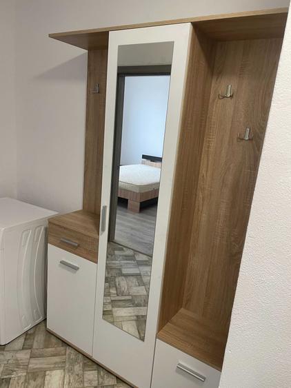 Apartament cu 2 camere decomandat în Aeroport
