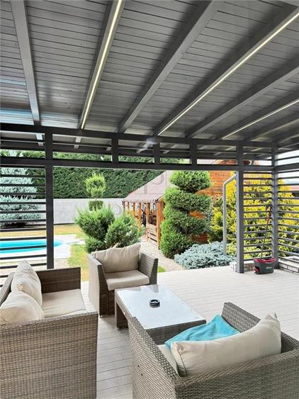 Casă individuală cu 4 camere cu Piscina în Buziașului