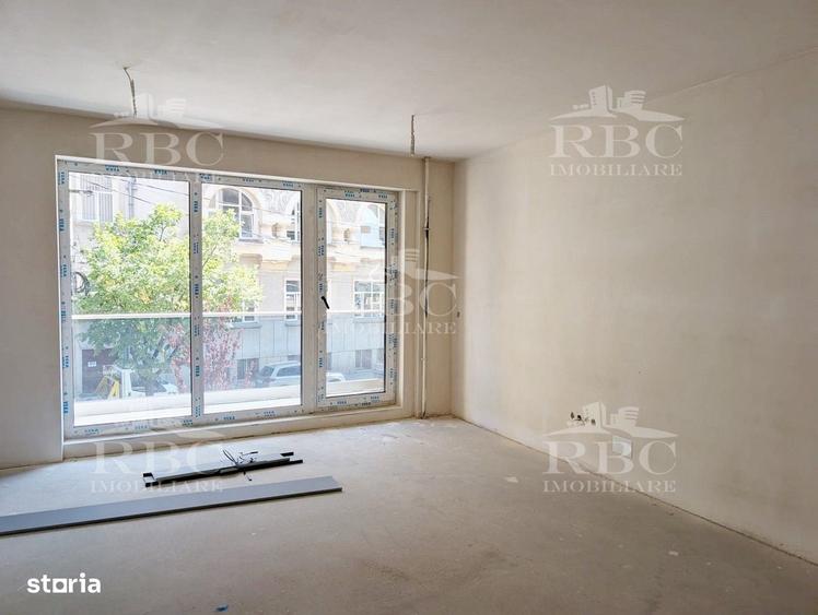 Apartament cu 4 camere în Central