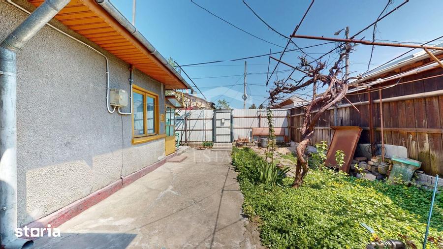 Casă cu 3 camere cu Teren 200 Mp în Central