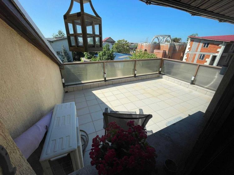 Apartament cu 3 camere decomandat în Giurgiului