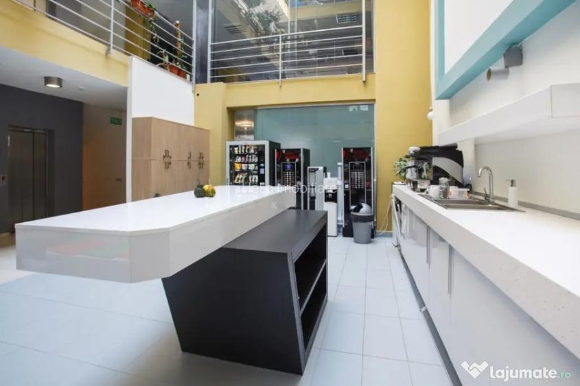Spa?iu comercial tip insula de inchiriat in zona Centrala - Cluj-Napoca (Cluj)