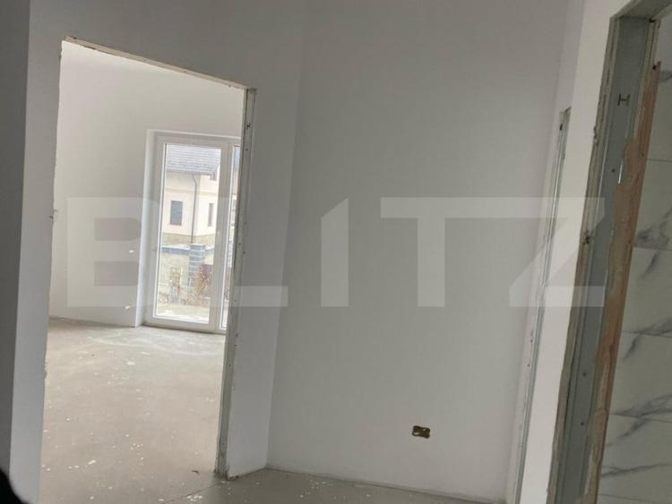Casă cu 3 camere cu Teren 400 Mp în Burdujeni