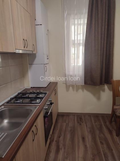 Inchiriez ap. 2 camere ,confort 1 zona spitalul judetian