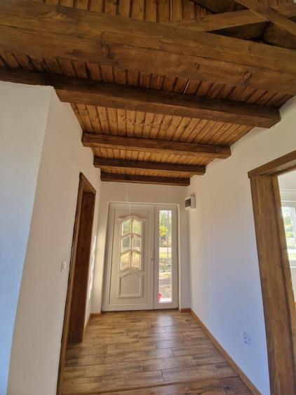 Casă cu 2 camere în Păru