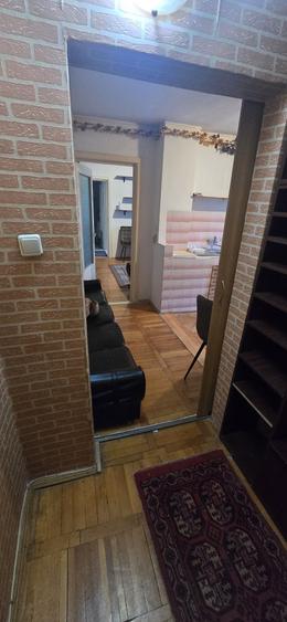 Apartament cu 2 camere semidecomandat în Soarelui