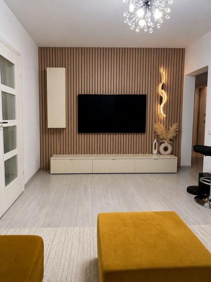 Apartament cu 3 camere semidecomandat în Timpuri Noi