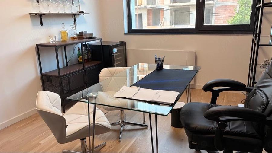Apartament cu 3 camere decomandat în Aradului