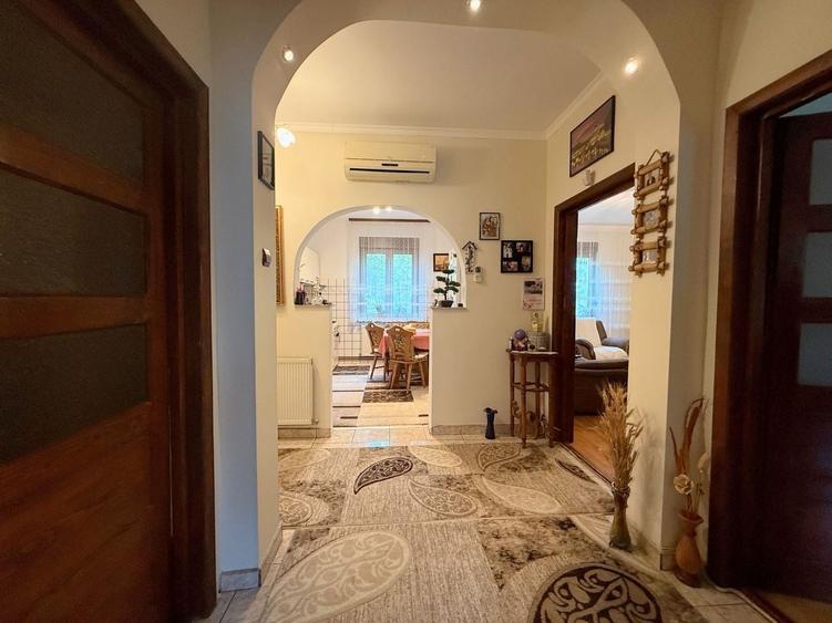 Apartament cu 3 camere decomandat, mobilat în Șagului