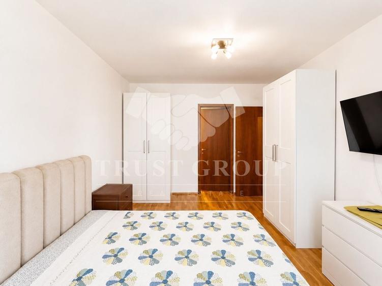 Apartament cu 3 camere decomandat, mobilat în Nordului