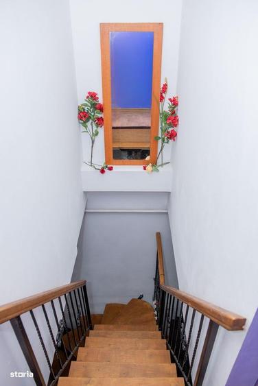Apartament cu 3 camere în Apărătorii Patriei